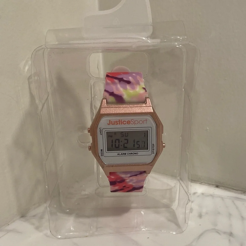 PRICE DROP❗️New in packaging Vintage 90s Justice sports watch.